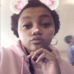 Meet your Posher, Kam